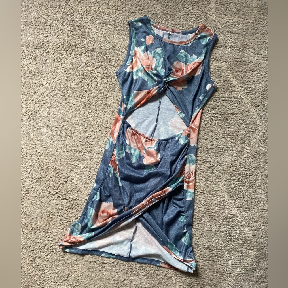 Stretchy blue and pink rose exposed mid section mini dress
